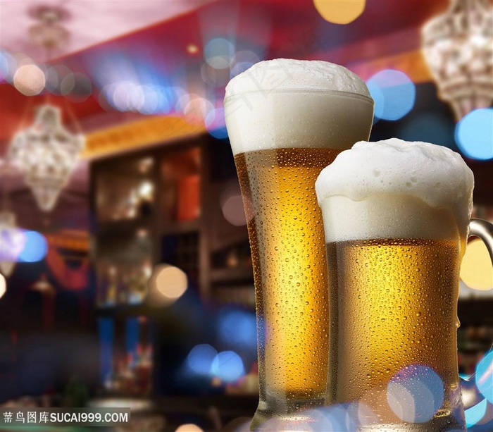 酒吧里啤酒杯摄影图片