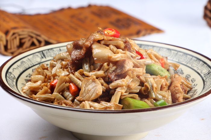 卜豆椒炒肉
