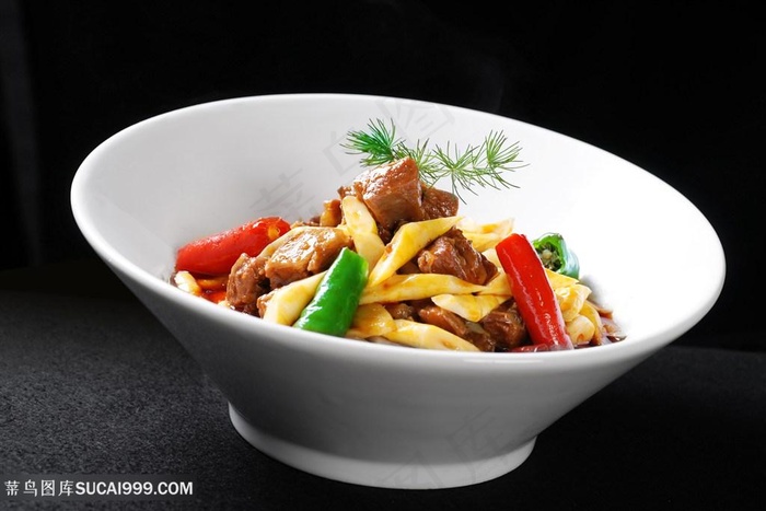 美味烧牛腩中华美食摄影图