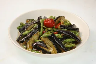 长豆角烧茄子  12元