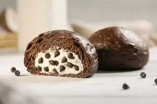 蛋糕店小蛋糕慕斯美食甜品图片