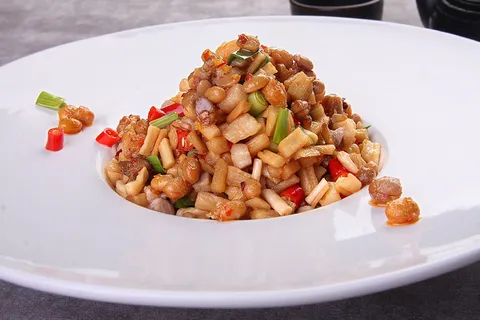 腊八豆乡里萝卜干 腊八豆乡里萝卜干