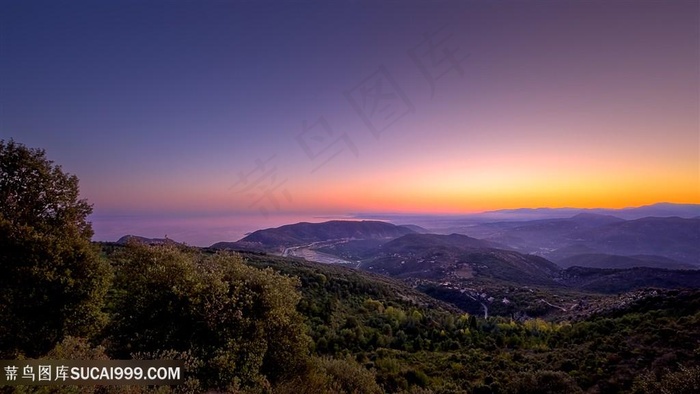 黄昏山脉美景壁纸