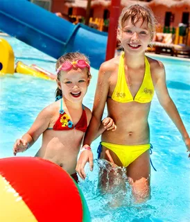 儿童可爱比基尼图片