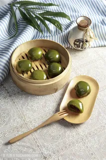 中式江南美食糕点青团图片 中式江南美食糕点青团图片