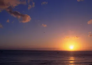 天空背景云层云彩阳光