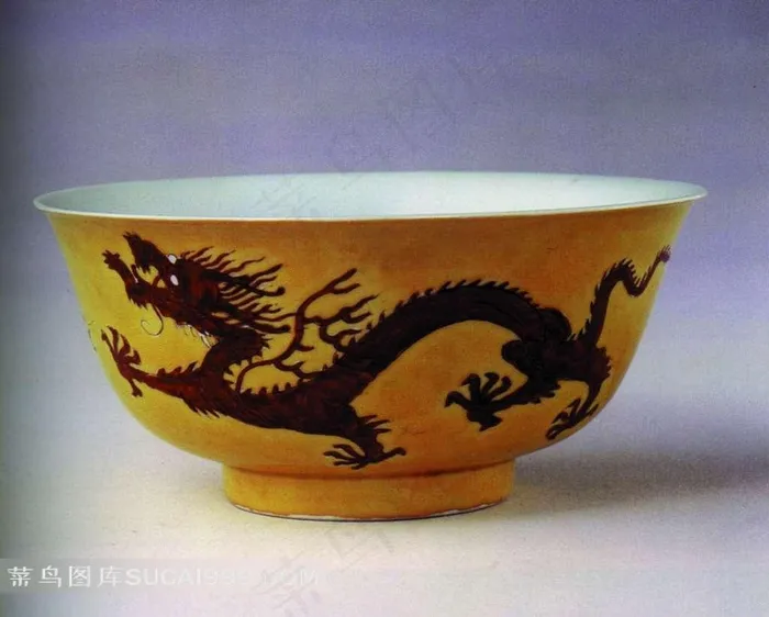 龙纹瓷碗摄影素材