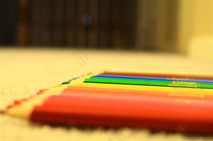 彩色铅笔及唯美铅笔构图高清图片