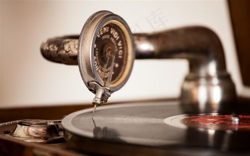 时光剪影留声机