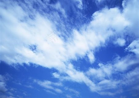 蔚蓝的天空云层摄影图片