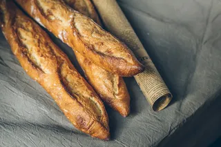 蛋糕店小蛋糕慕斯美食甜品图片