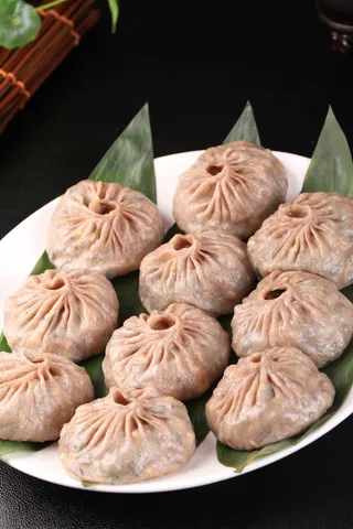 杂粮薄皮素包子 (2)