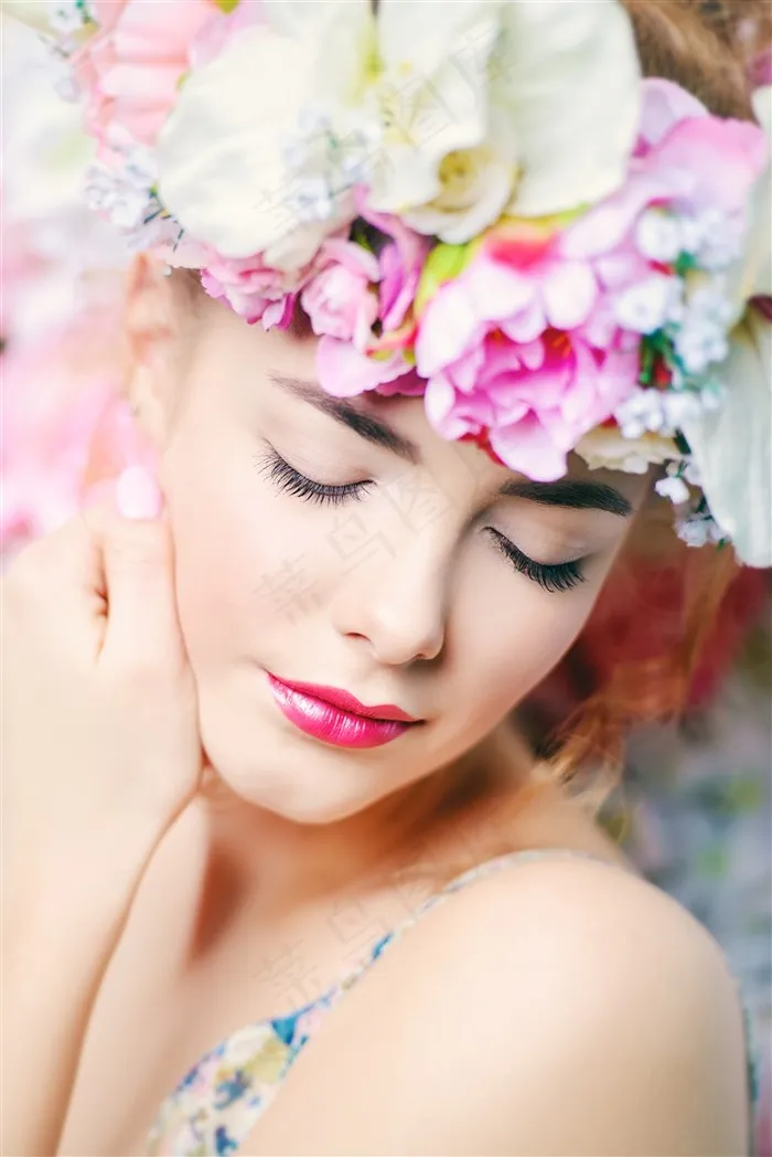 粉色花朵和美女