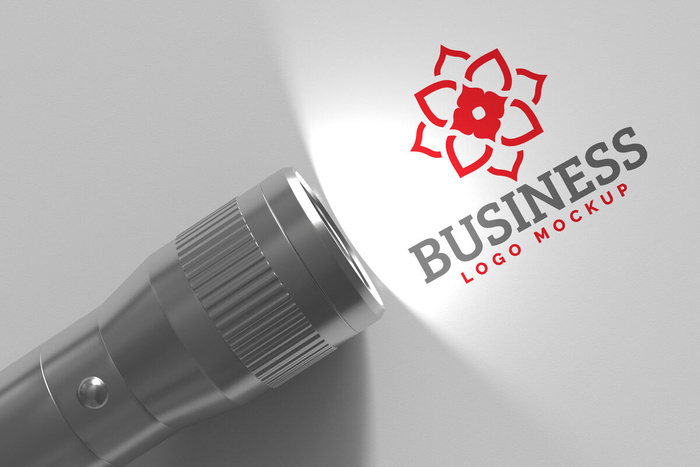 黑色手电筒背景logo样机模板psd模版下载