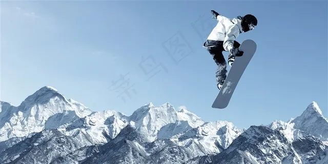 滑雪的运动员高清摄影