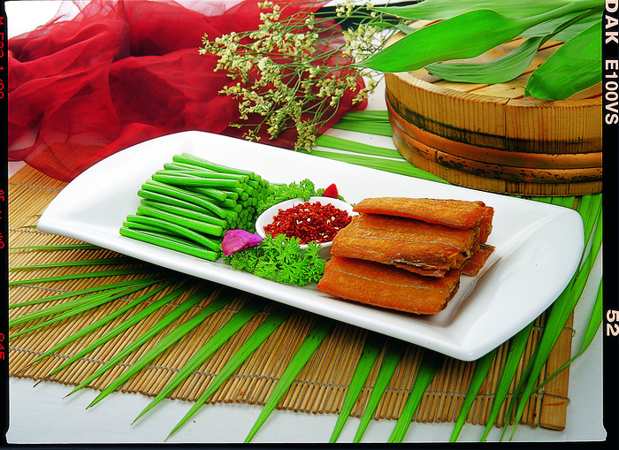 LCH0348带鱼拼蒜台