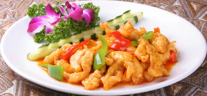 a绿萝湾炒鸡脯 (1)