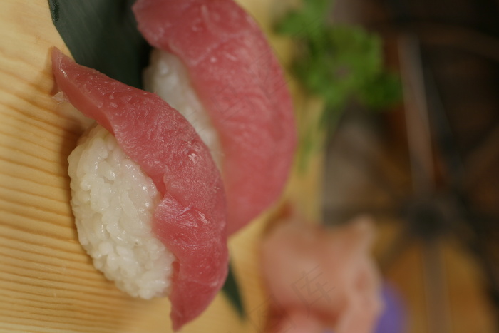  金枪鱼寿司_