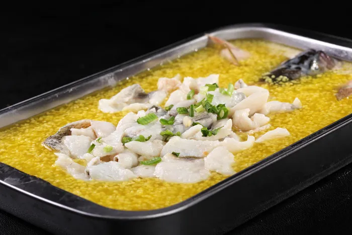 R00530小米鸡汤鲈鱼