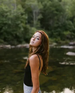 户外性感欧美美女写真图片 户外性感欧美美女写真图片