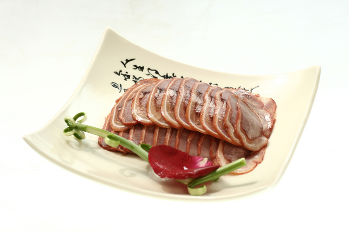49窃窃私语 乡村小镇