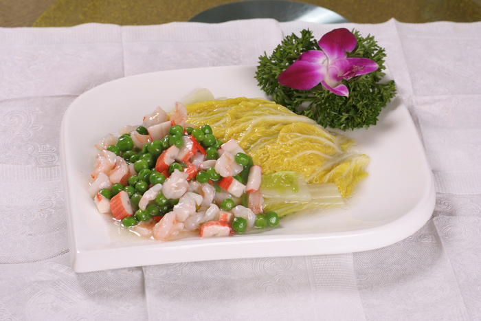 三鲜扒白菜 15元