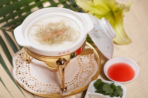 3268澳门浓汤煲仔翅