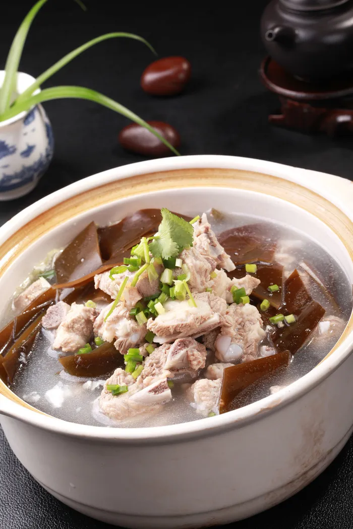 海带炖排骨 (1)