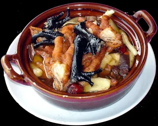 0704药膳凤爪煲~1