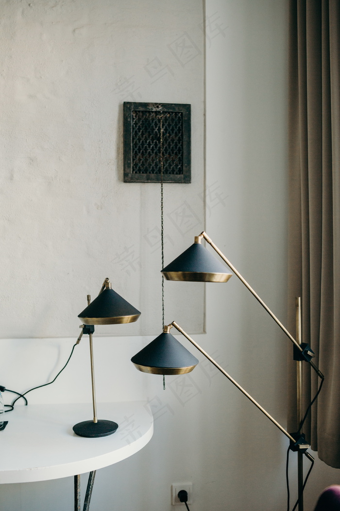 立式落地台灯图片