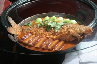 地锅香肉干烧鱼