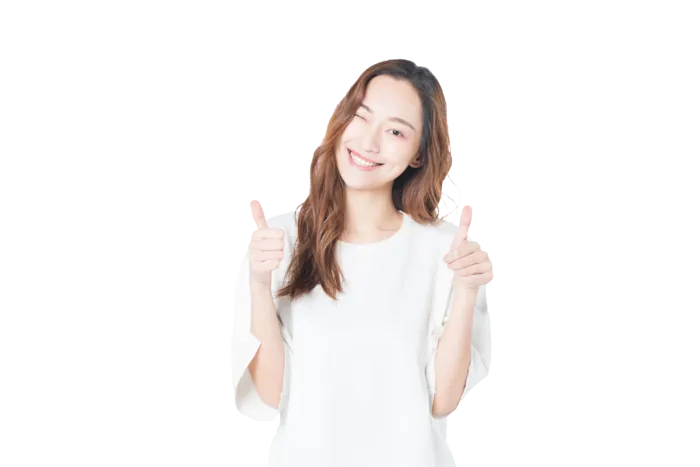 年轻活力女性举大拇指免扣png