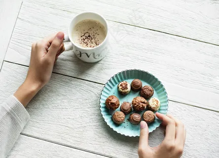 下午茶咖啡巧克力图片 下午茶咖啡巧克力图片
