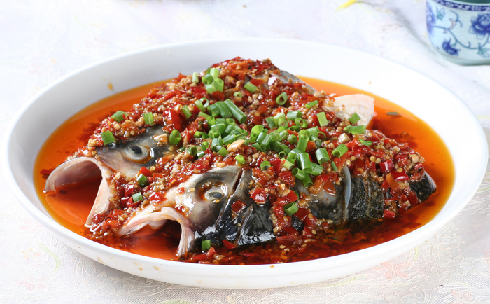 26  跺椒鱼头-保定食俯