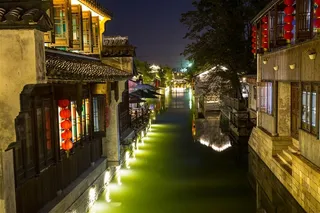 江苏无锡荡口古镇夜景图片