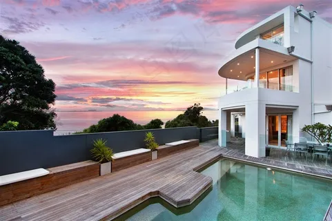 奢华海边高档别墅建筑精美图