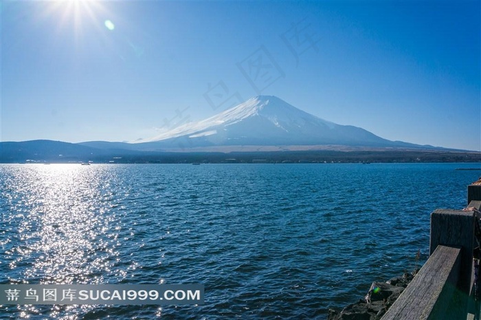 日本富士山大海风光