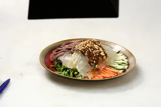 29川味牛肉拉皮  乡村小镇