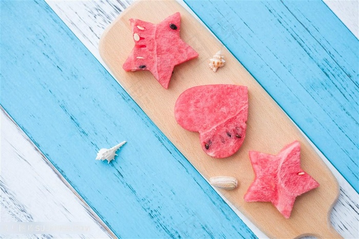 唯美心形水果西瓜图片