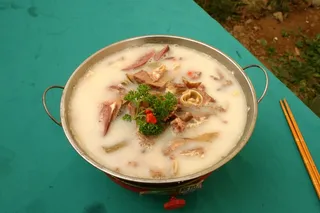 07 锅仔萝卜羊杂-宏远宾馆