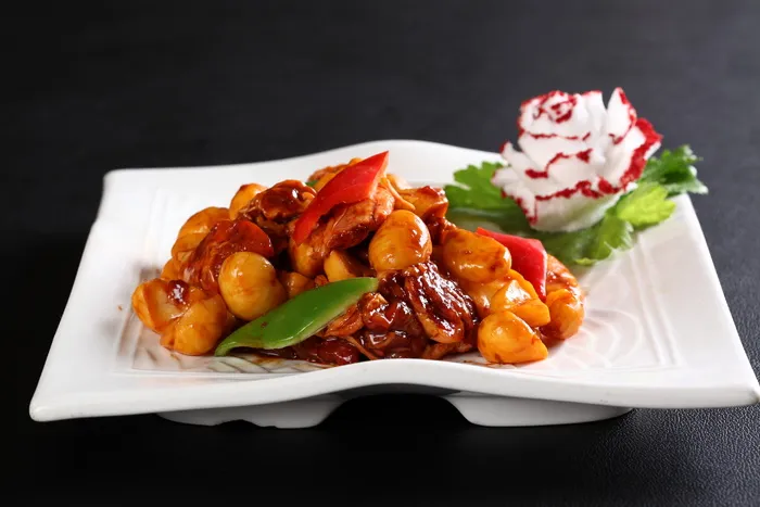 R01672栗子焖鸡翅 (1)