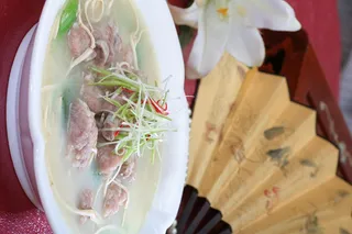 腐皮嫩滑骨   22元