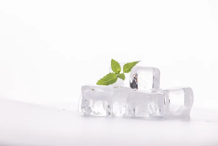 夏天夏季冰苞冰块