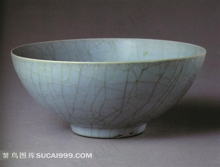 中国精美青釉瓷碗高清素材