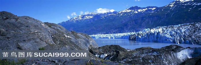 唯美雪山和河流素材图片