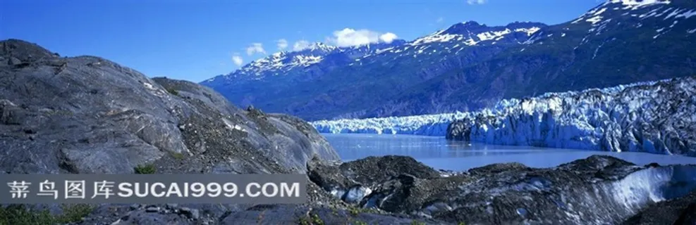 唯美雪山和河流素材图片