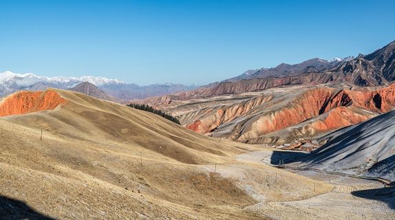 青海祁连卓尔山