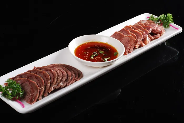 LCH3934麻辣牛肉PK麻辣驴肉