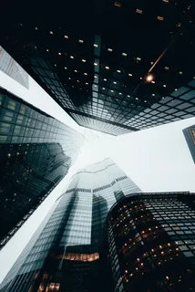 玻璃幕墙建筑商务楼图片 玻璃幕墙建筑商务楼图片