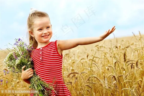 抱着野花的小女孩儿童图片 抱着野花的小女孩儿童图片